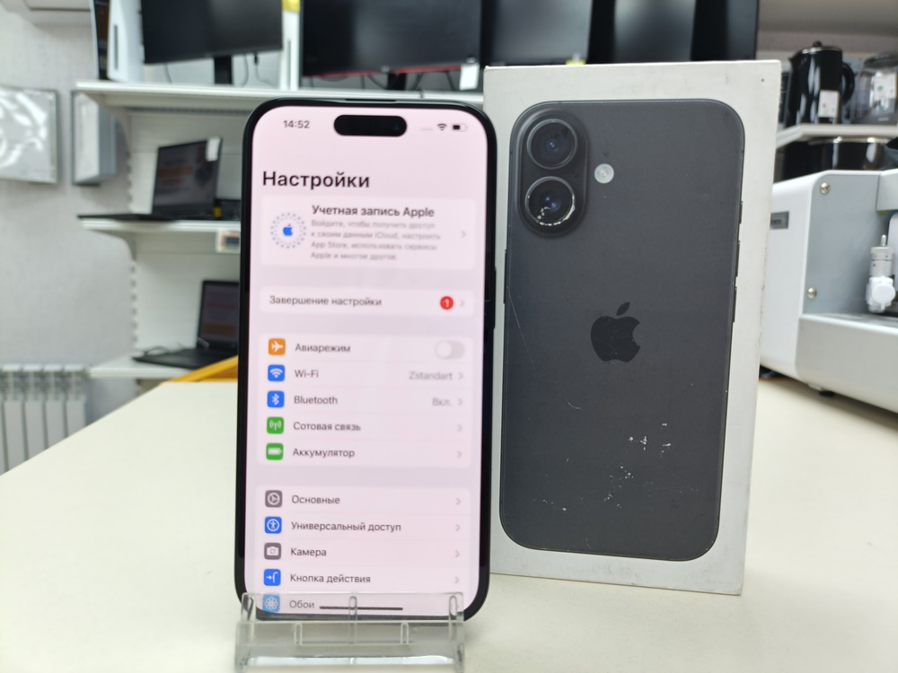 Смартфон Apple Iphone 16 128Gb