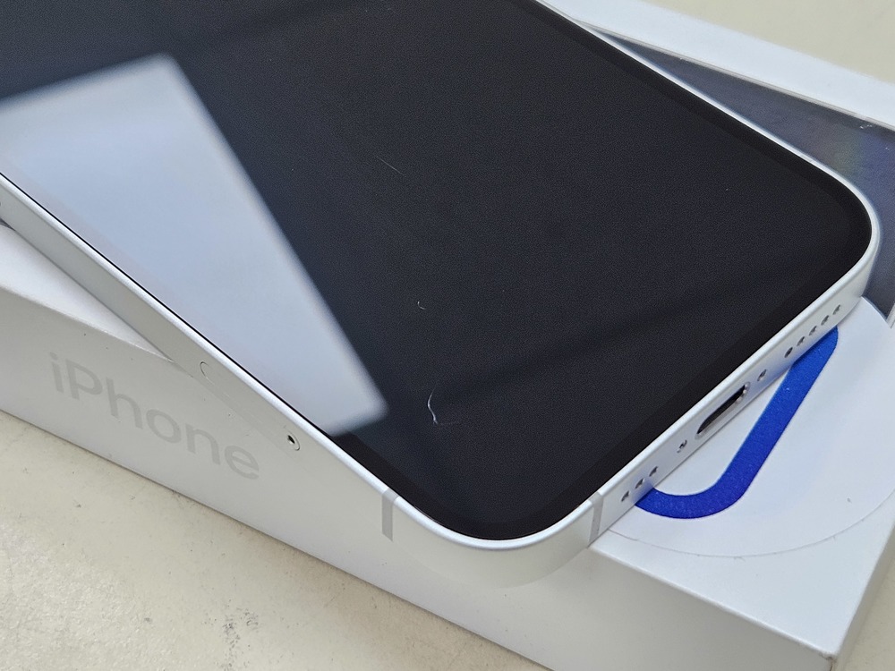 Смартфон Apple Iphone 16E 128Gb