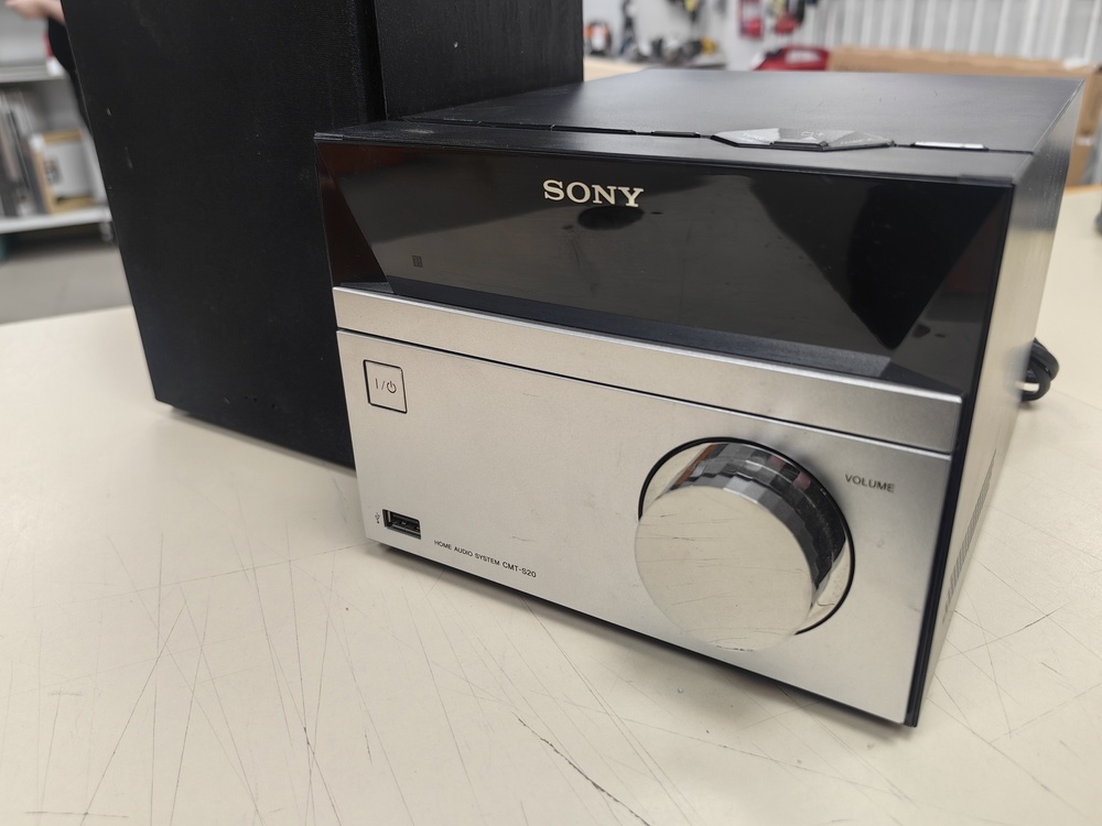 Музыкальный центр Sony CMT-SBT20