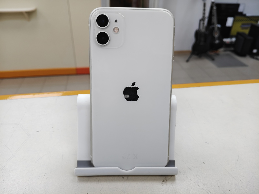 Смартфон Apple iPhone 11 128Gb