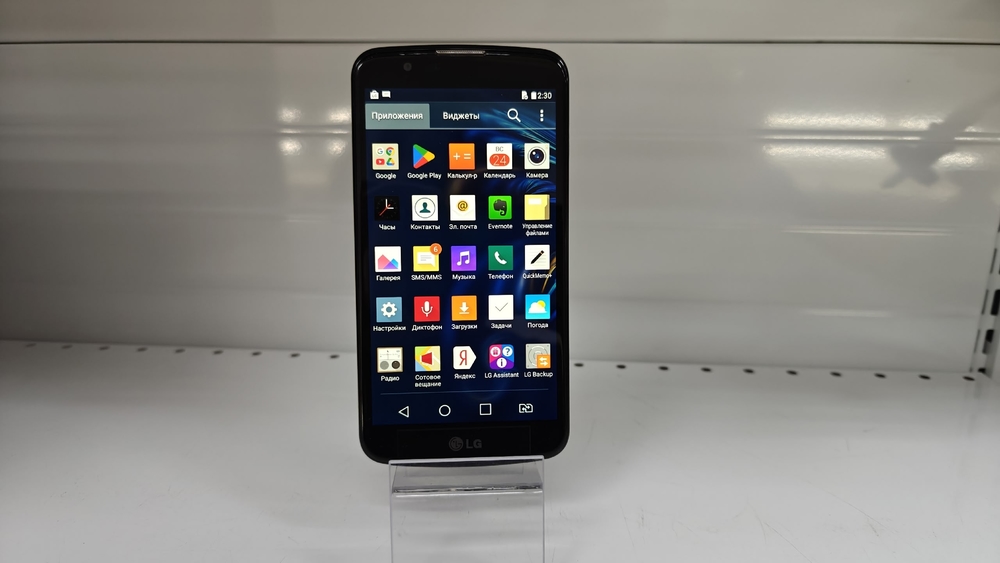 Смартфон LG K10