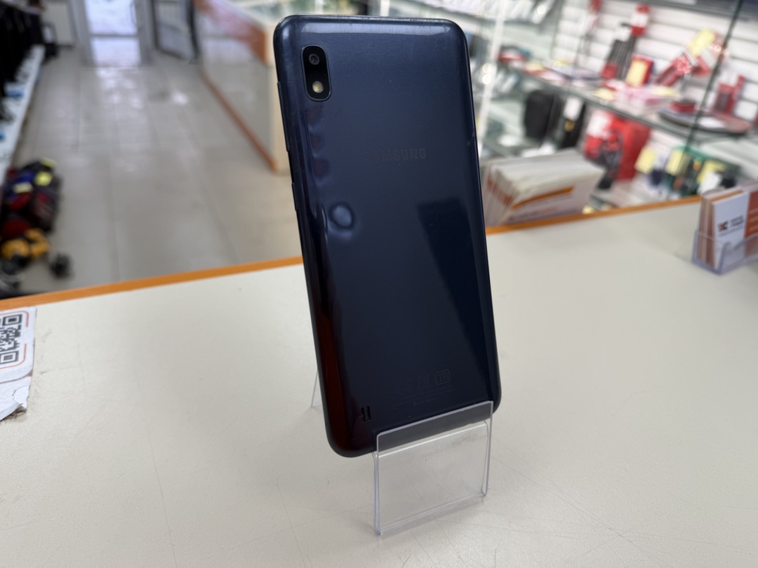Смартфон Samsung Galaxy A10 2/32