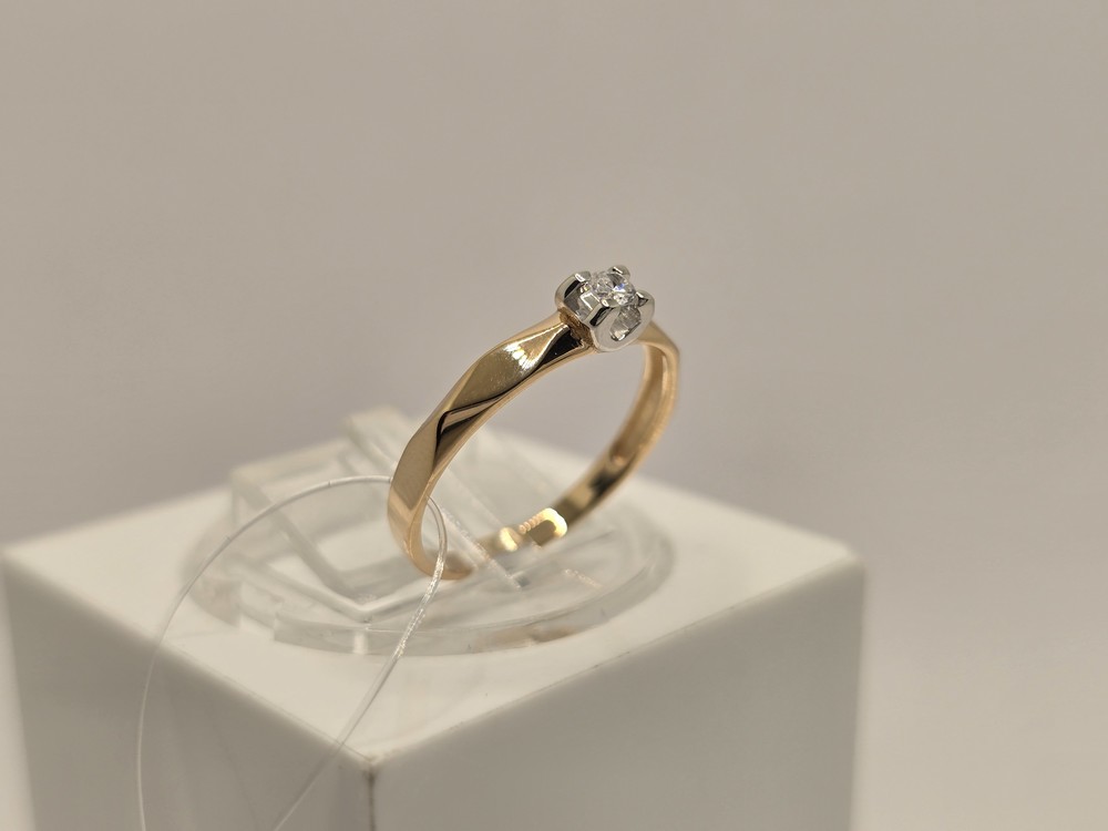 КОЛЬЦО С КАМНЕМ (Au 585)