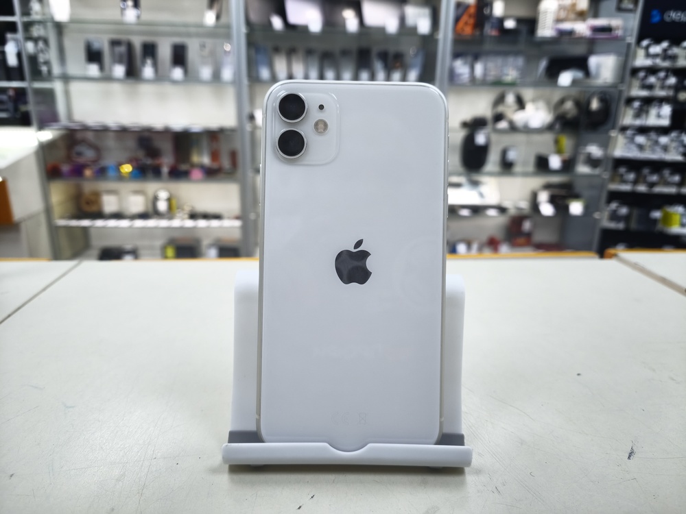 Смартфон Apple iPhone 11 128Gb