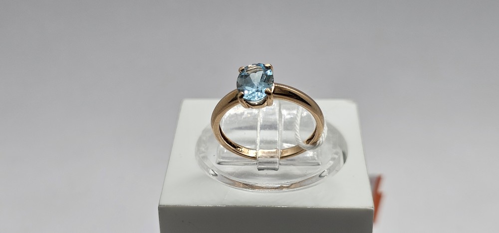 КОЛКМ585 КОЛЬЦО С КАМНЕМ (Au 585)