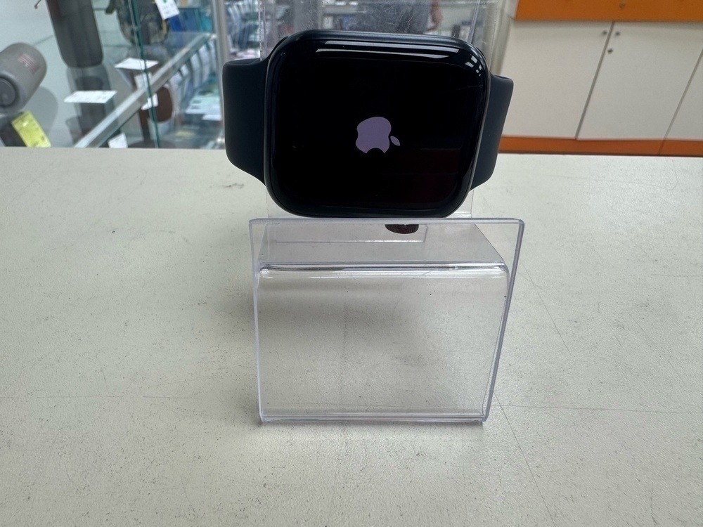 Смарт-часы Apple Watch Series 7 45mm