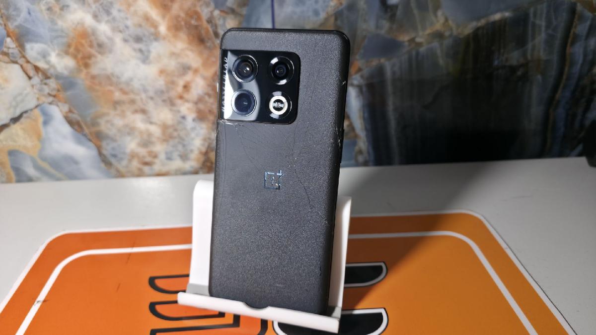 Смартфон OnePlus 10 PRO 5g 12/256