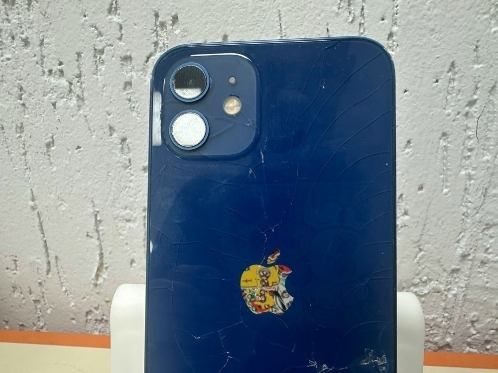 Смартфон Apple iPhone 12 128Gb