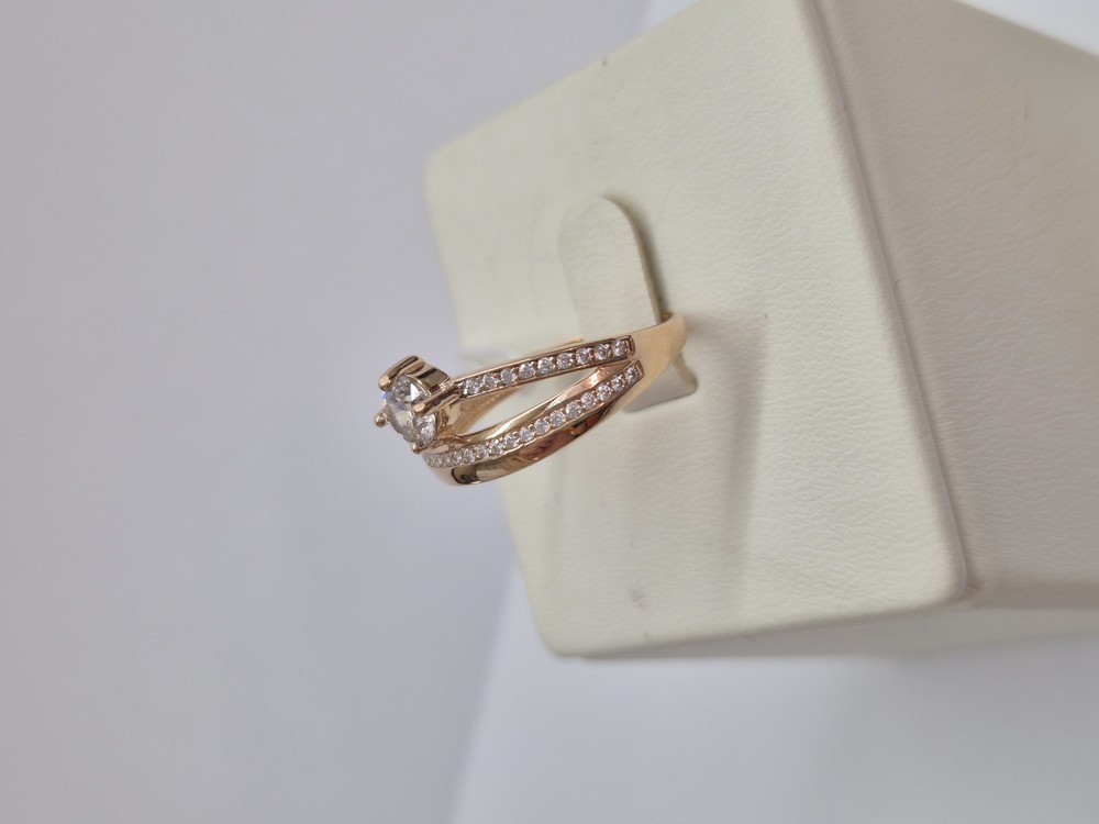 КОЛКМИ585 КОЛЬЦО С КАМНЯМИ (Au 585)