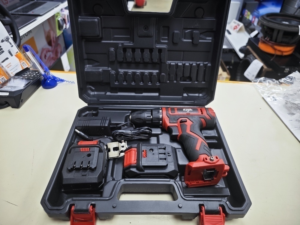 Шуруповерт Elitech ДА 122СЛ