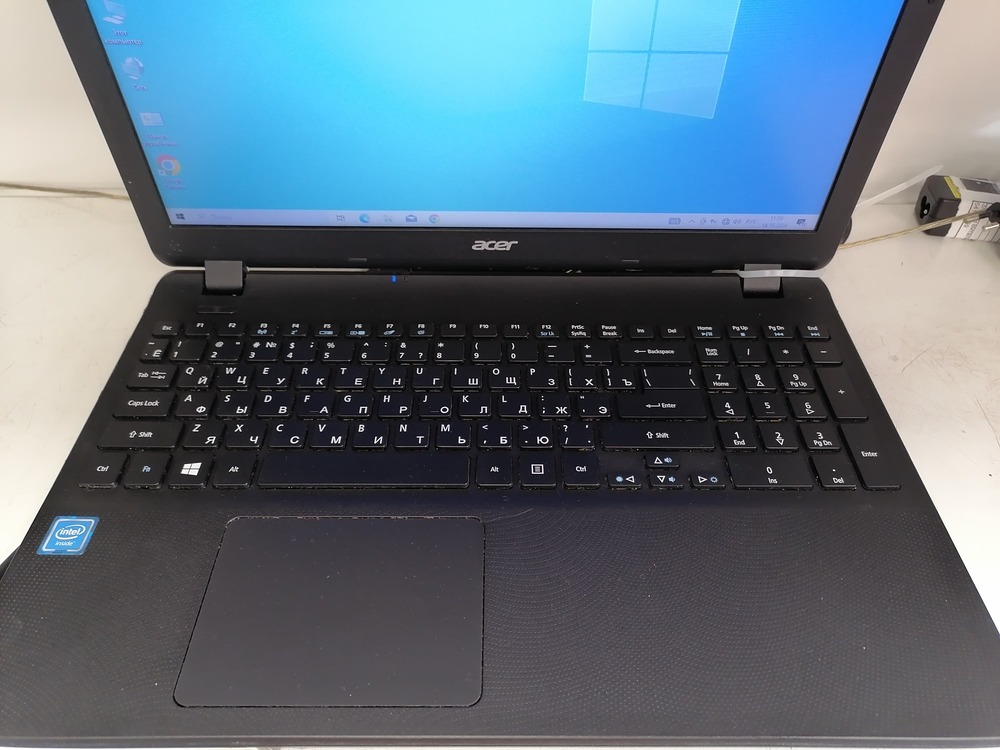 Ноутбук Acer 1; Celeron N3060, HD Graphics, 4 Гб, Нет, 500 Гб