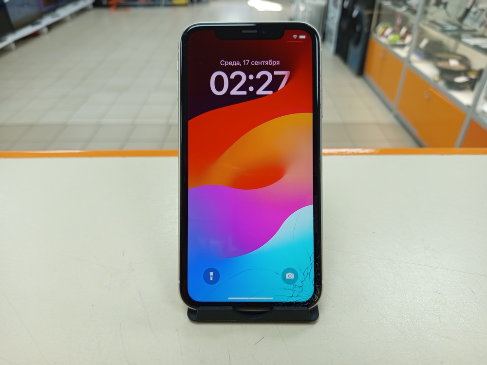 Смартфон Apple iPhone 11 64Gb
