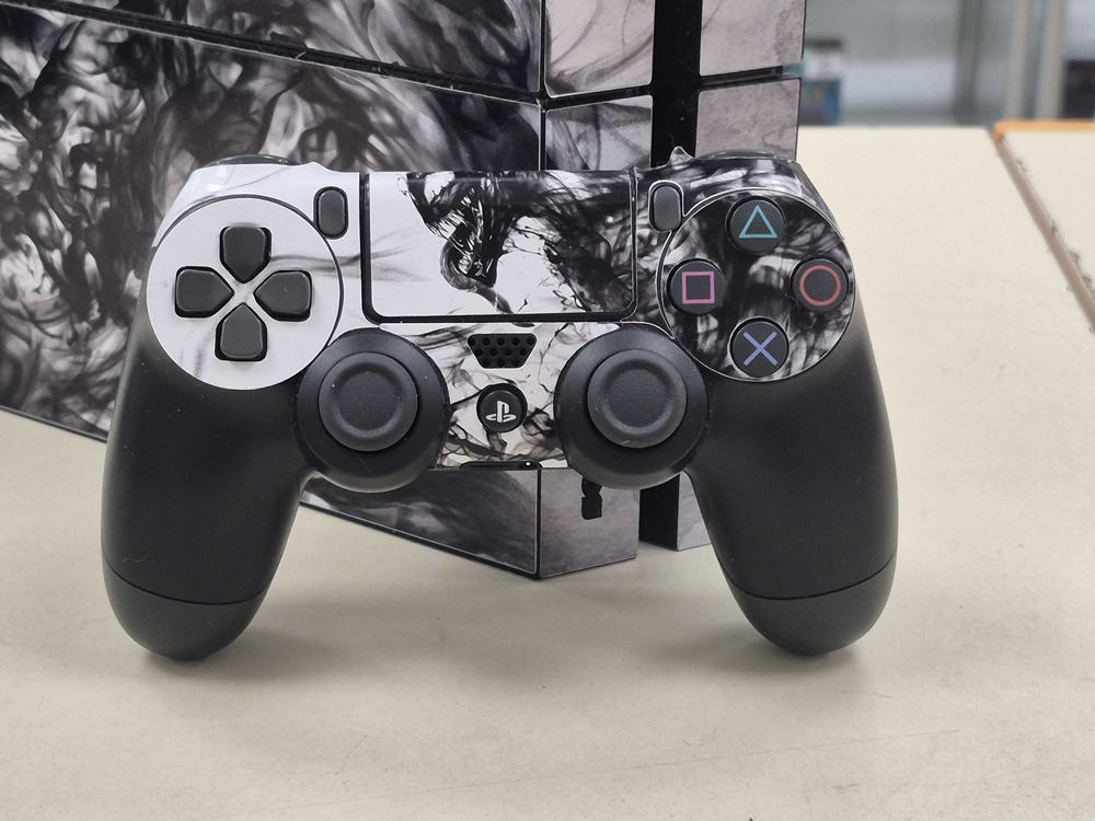 Игровая приставка PlayStation 4 FAT 500GB