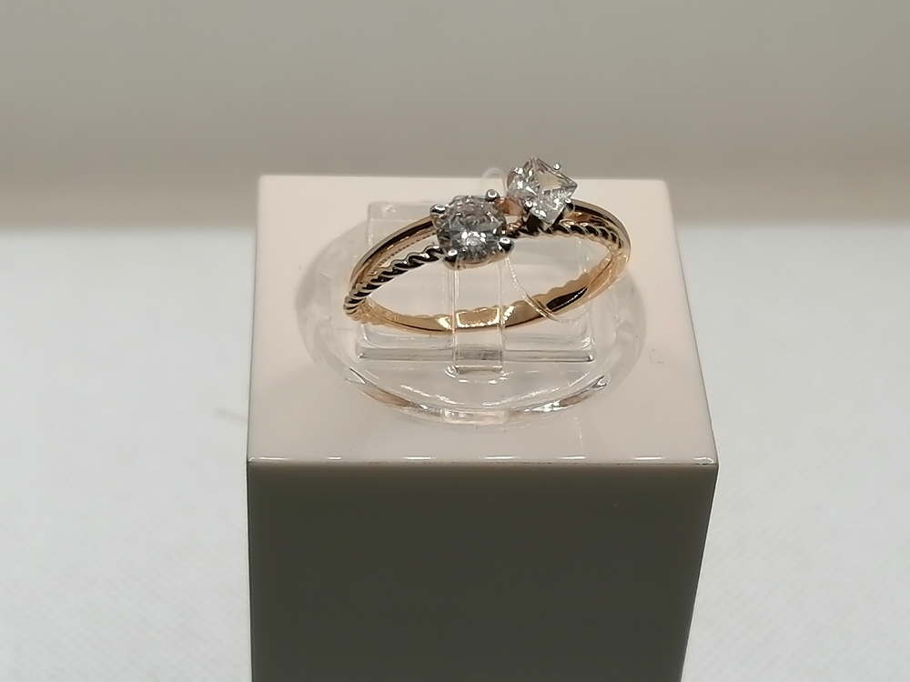 КОЛЬЦО С КАМНЯМИ (Au 585)