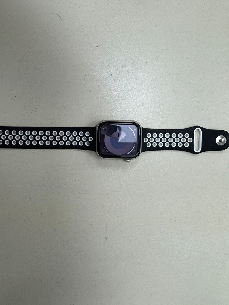 Смарт-часы Apple Watch SE 2022 44mm