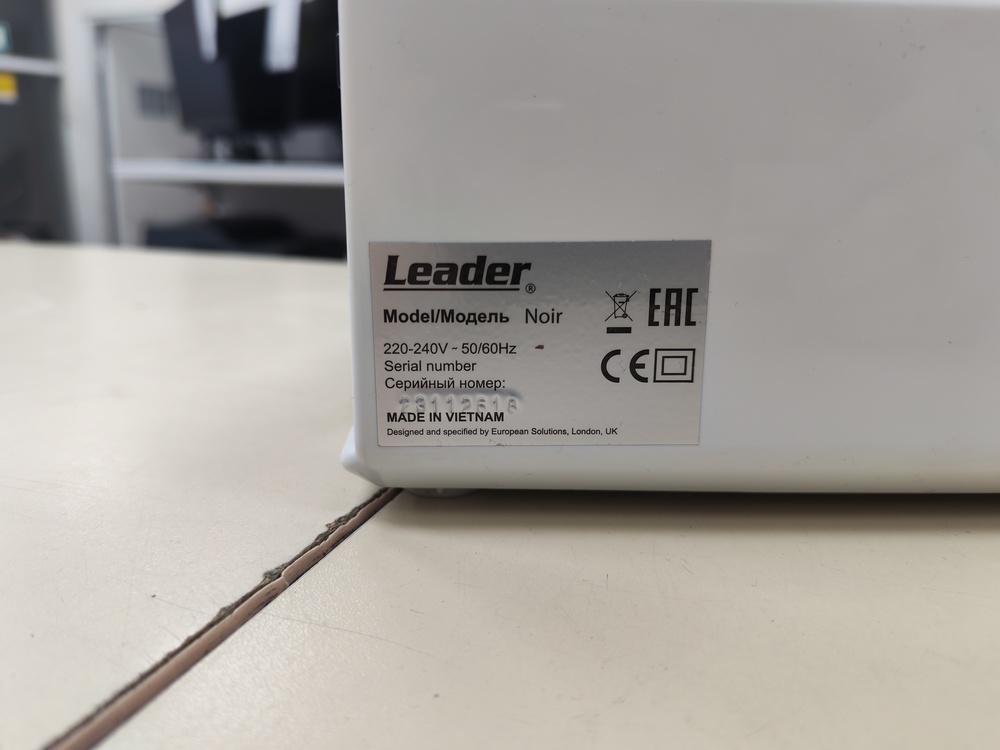 Швейная машина Leader Noir