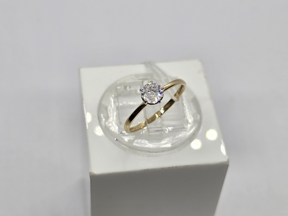 КОЛКМ585 КОЛЬЦО С КАМНЕМ (Au 585)