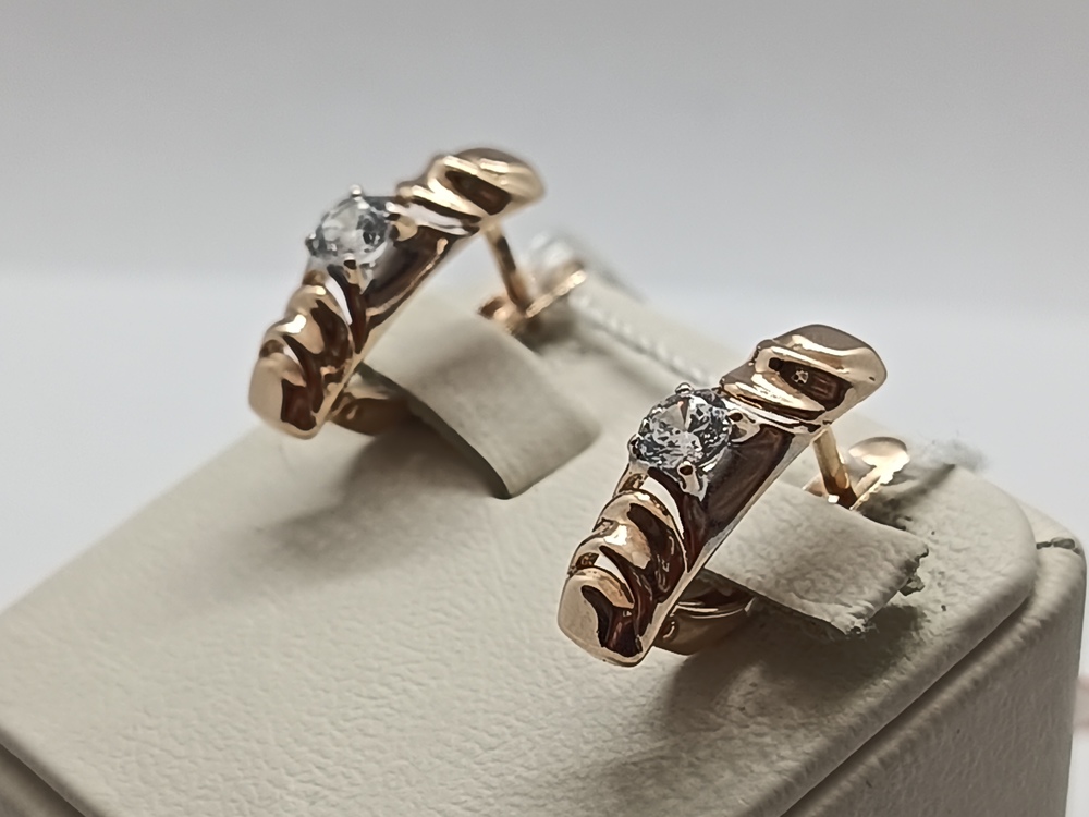 СКМ585 СЕРЬГИ С КАМНЕМ (Au 585) СКМ585 СЕРЬГИ С КАМНЕМ (Au 585)