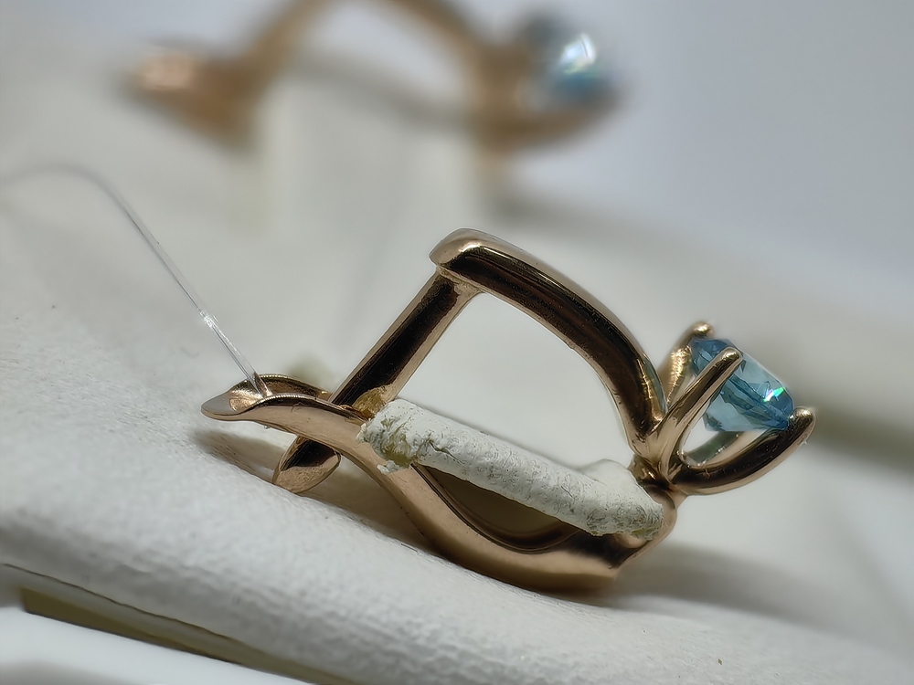 СЕРЬГИ С КАМНЕМ (Au 585)