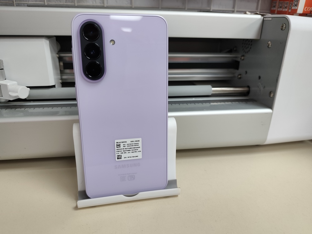 Смартфон Samsung Galaxy A37 5G 8/256