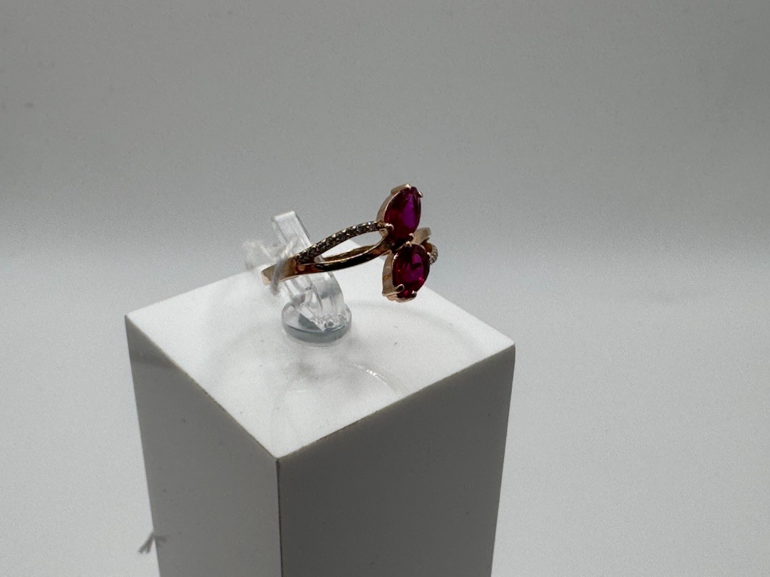 КОЛКМИ585 КОЛЬЦО С КАМНЯМИ (Au 585)