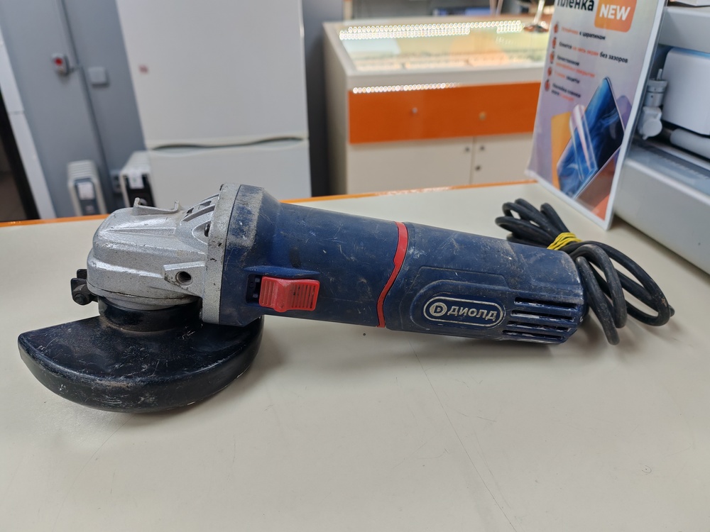 Угловая шлифмашина Диолд МШУ-0.8-02