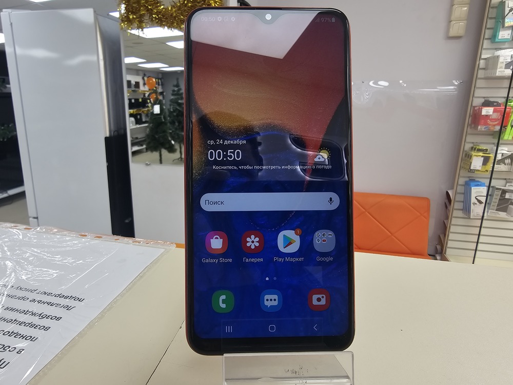 Смартфон Samsung Galaxy A10 2/32