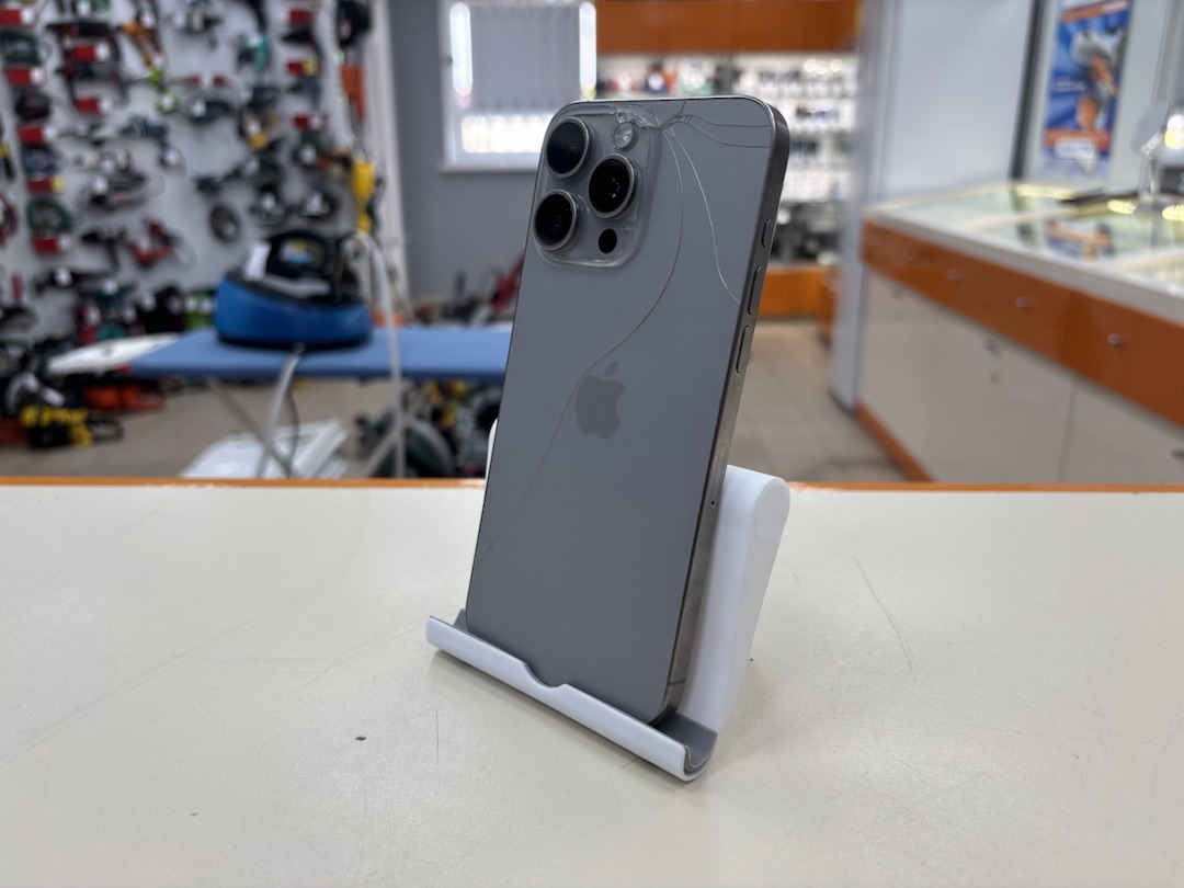 Смартфон Apple iPhone 15 Pro Max 256Gb