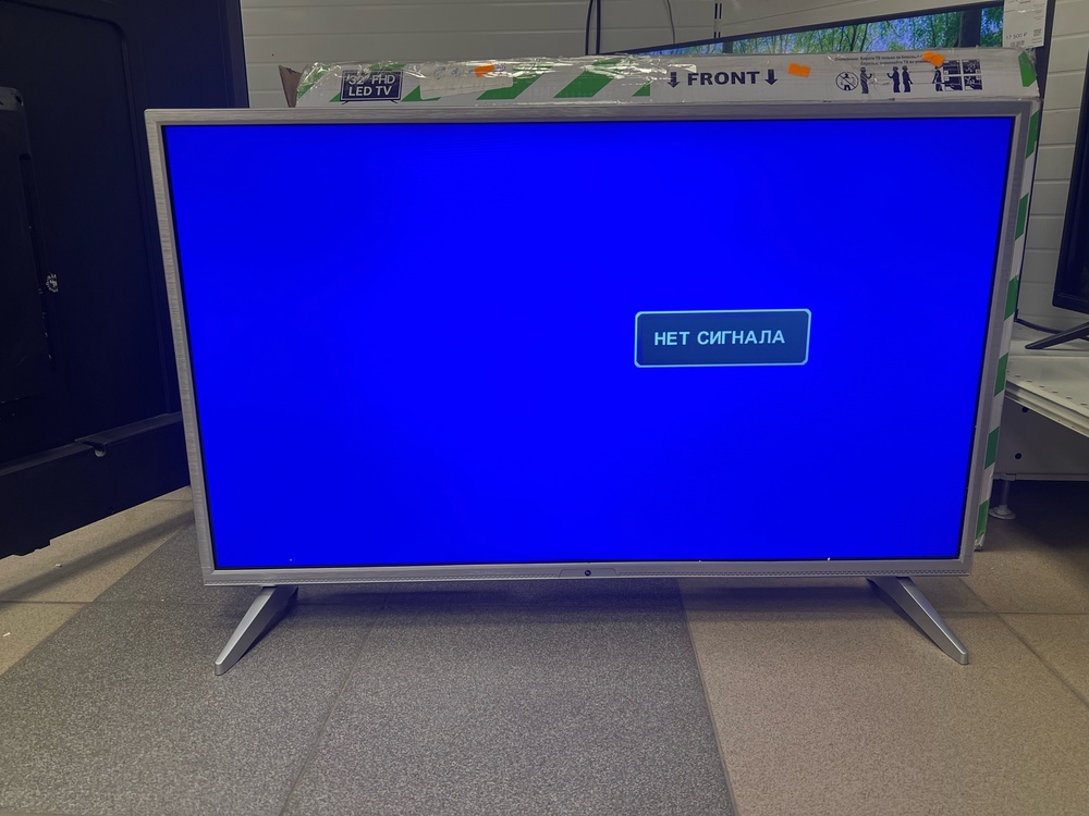 LED Телевизор HI VHIT-32F102SS