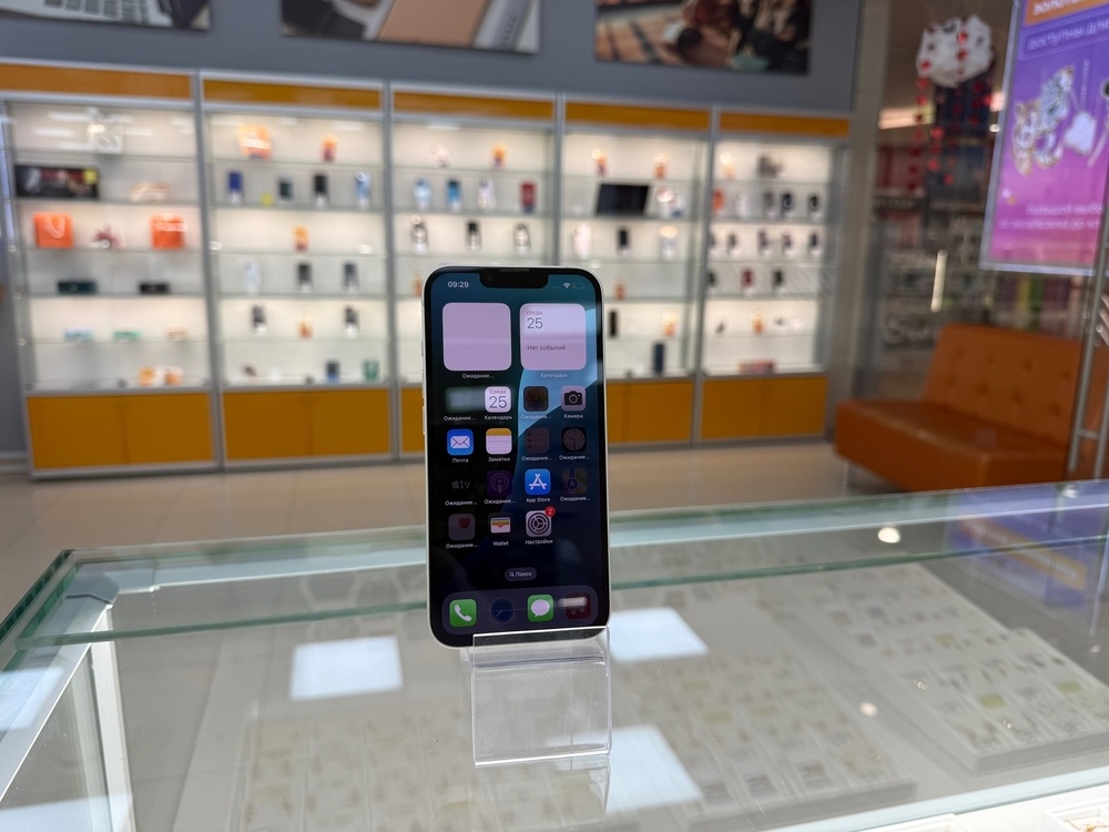 Смартфон Apple iPhone 13 128Gb