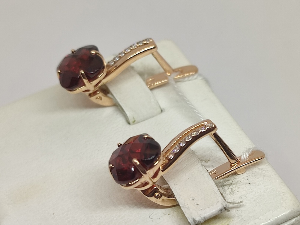 СКМИ585 СЕРЬГИ С КАМНЯМИ (Au 585)