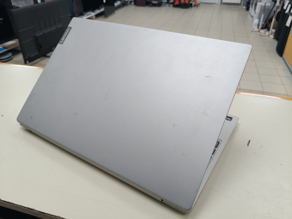 Ноутбук Lenovo; Ryzen 5 3500U, Radeon Vega 8, 12 Гб, 240 Гб, 1 Tb