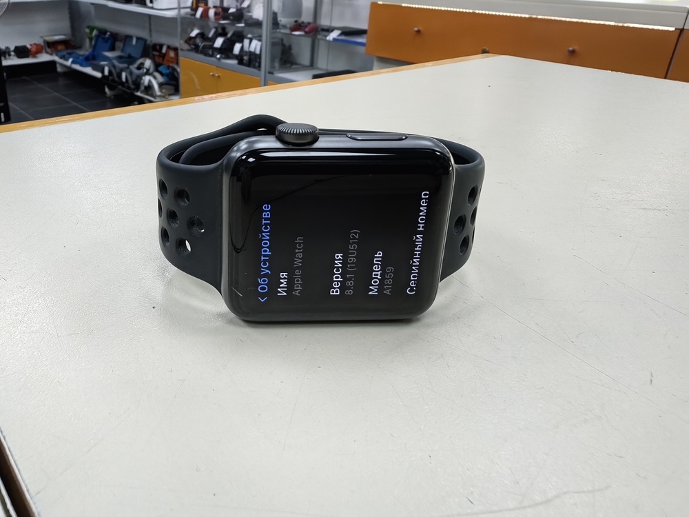 Смарт-часы Apple Watch Series 3 42 мм