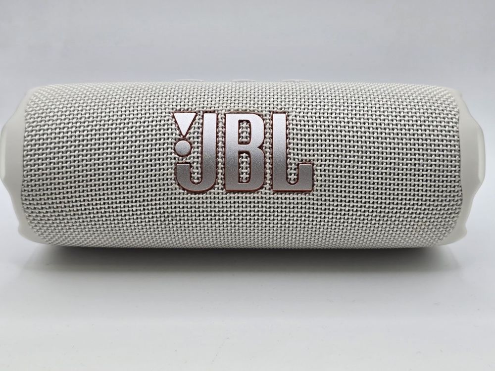 Портативная акустика JBL Flip 6;