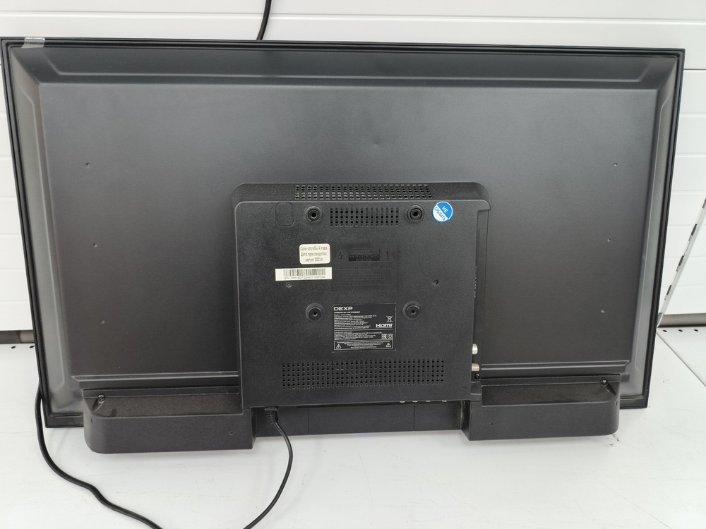 LED Телевизор Dexp 32HHY1