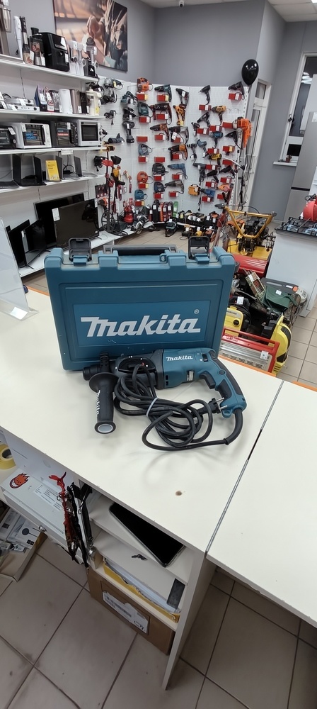 Перфоратор Makita HR2470