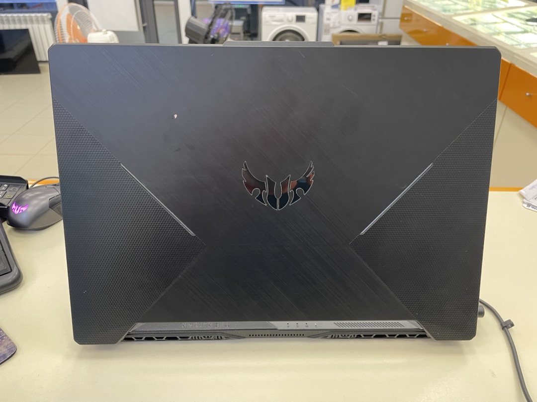 Ноутбук ASUS; Core i5-10300H, GeForce GTX 1650, 4 Гб, 500 Гб, Нет