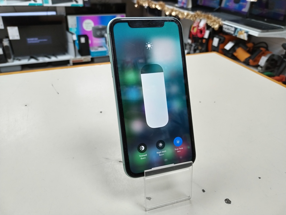 Смартфон Apple iPhone 11 64Gb