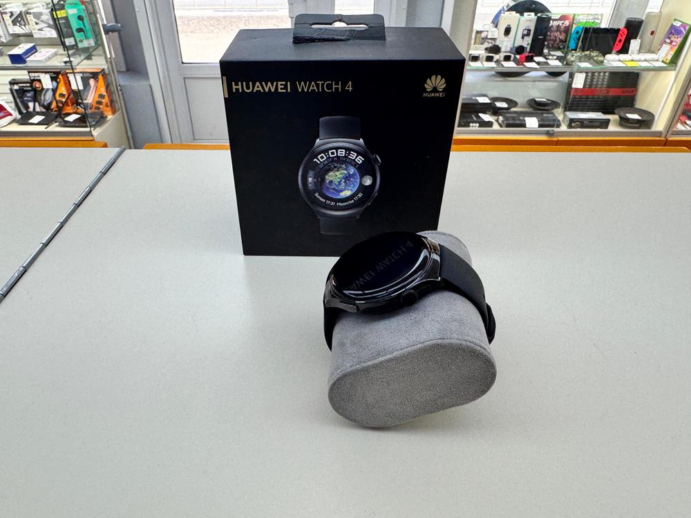 Смарт-часы Huawei WATCH 4