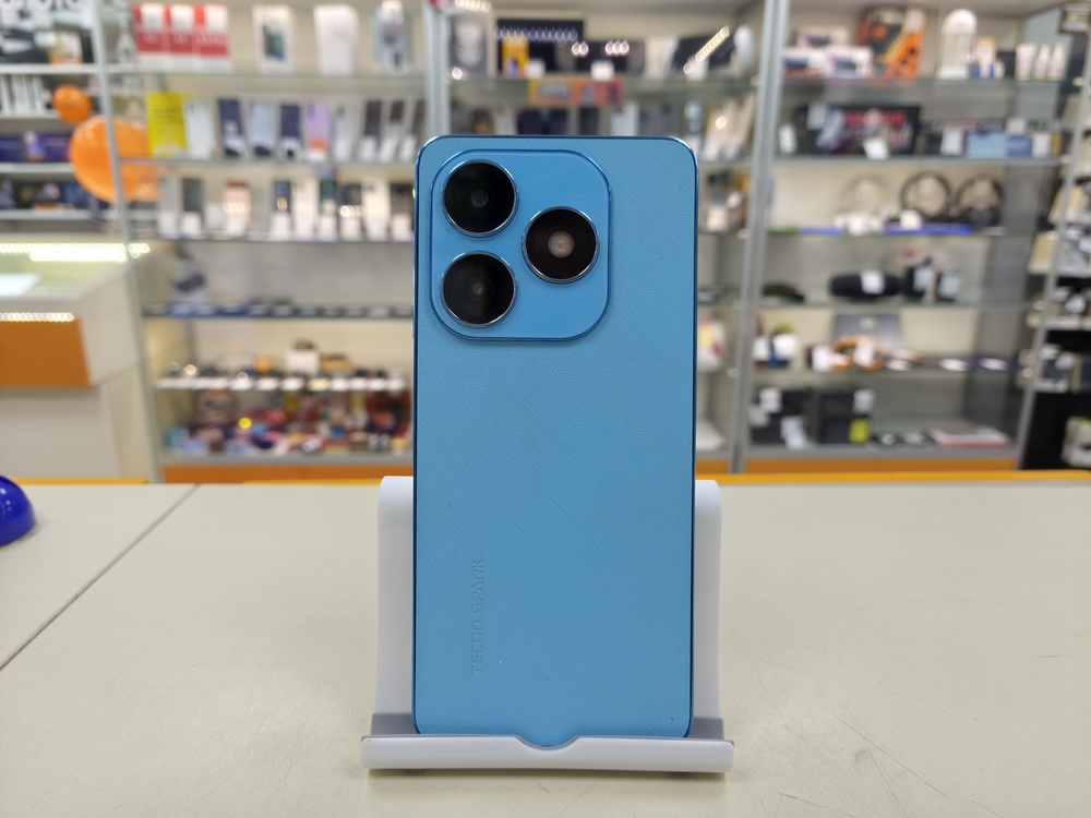 Смартфон Tecno Spark 20 8/256