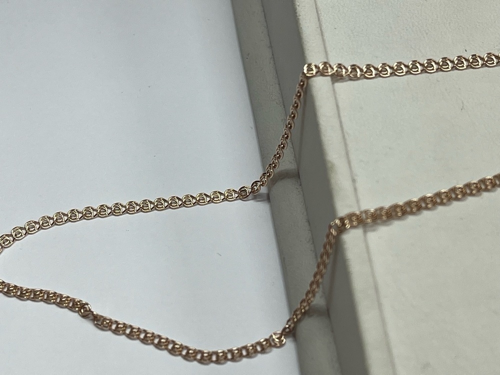 ЦЕПЬ ПУСТОТЕЛАЯ Лав (Au 585)