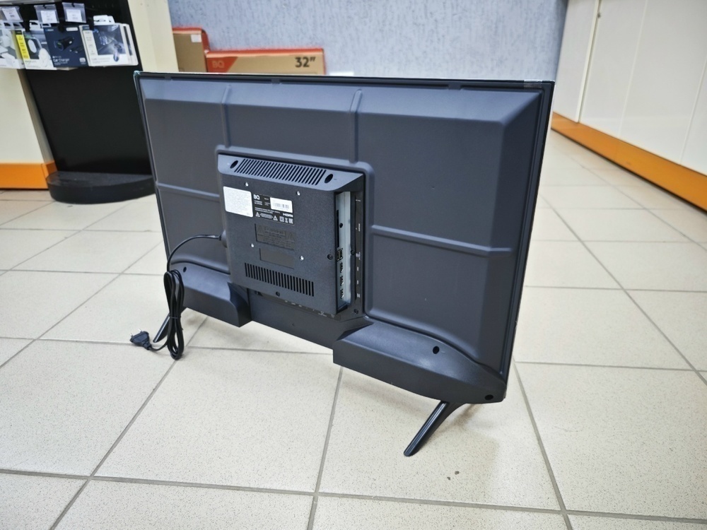 LED Телевизор BQ 32FS34B
