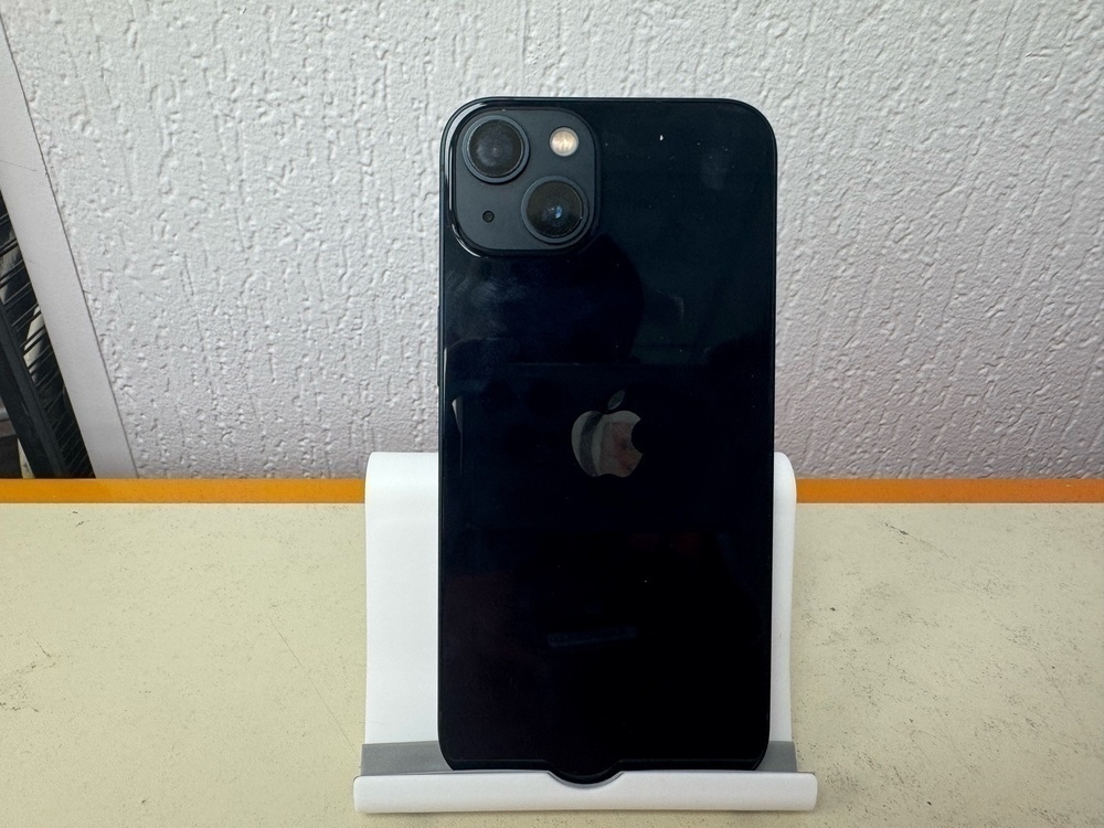 Смартфон Apple iPhone 13 128Gb