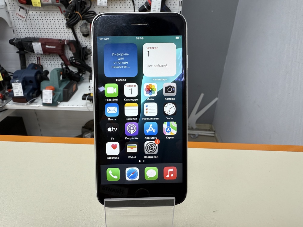 Смартфон Apple iPhone SE 2020 128Gb