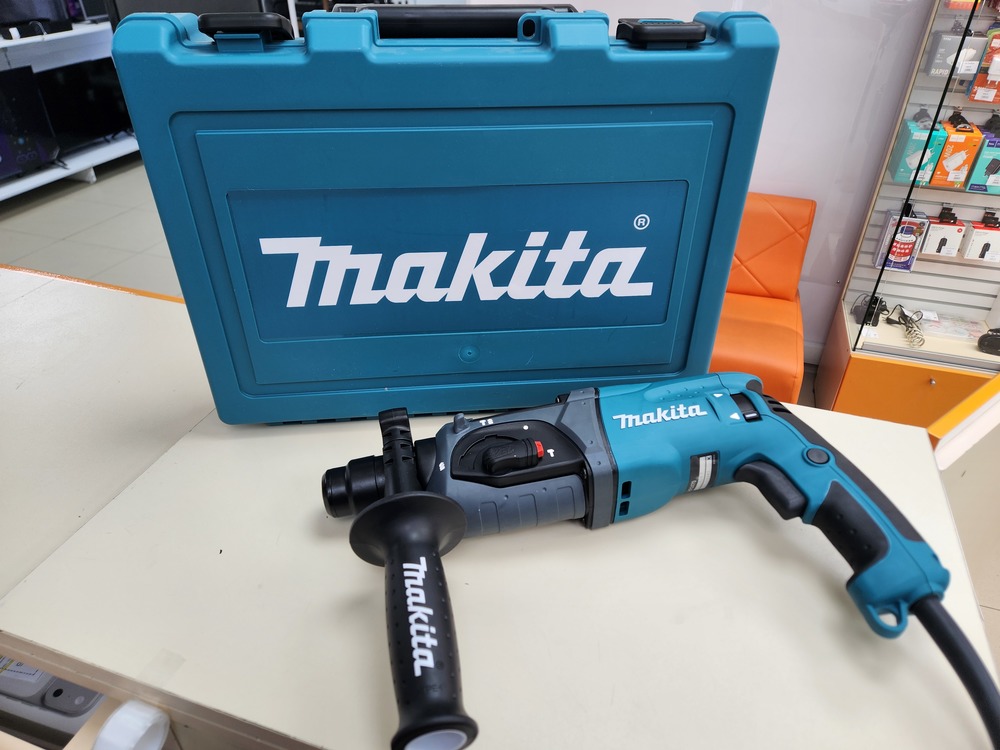 Перфоратор Makita HR 2470