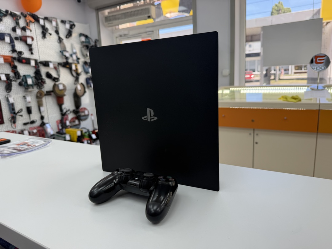 Игровая приставка PlayStation 4 Pro 1Tb
