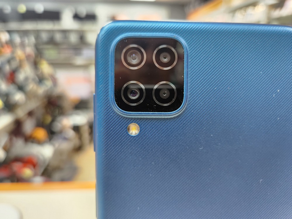 Смартфон Samsung Galaxy A12 3/32