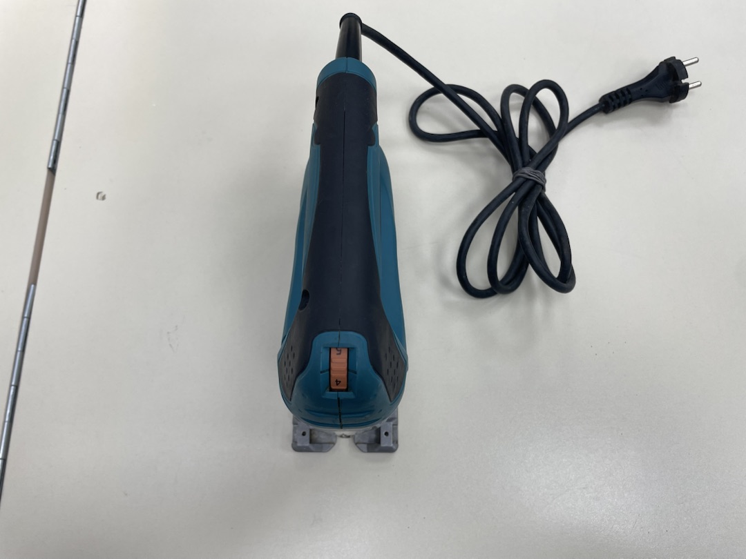 Лобзик Makita 4326;