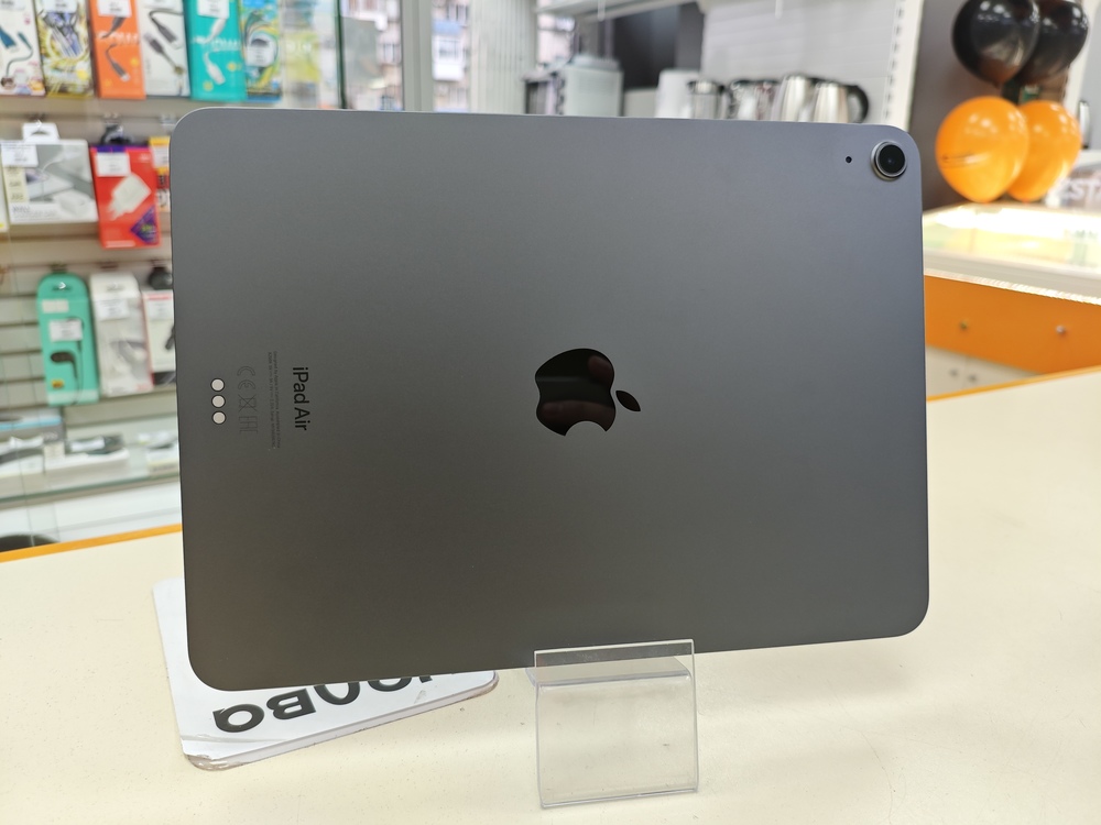 Планшет Apple iPad Air 5 64ГБ M1 (2022 A2588 (Wi-Fi)