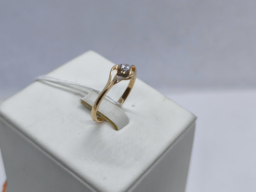 КОЛКМ585 КОЛЬЦО С КАМНЕМ (Au 585)